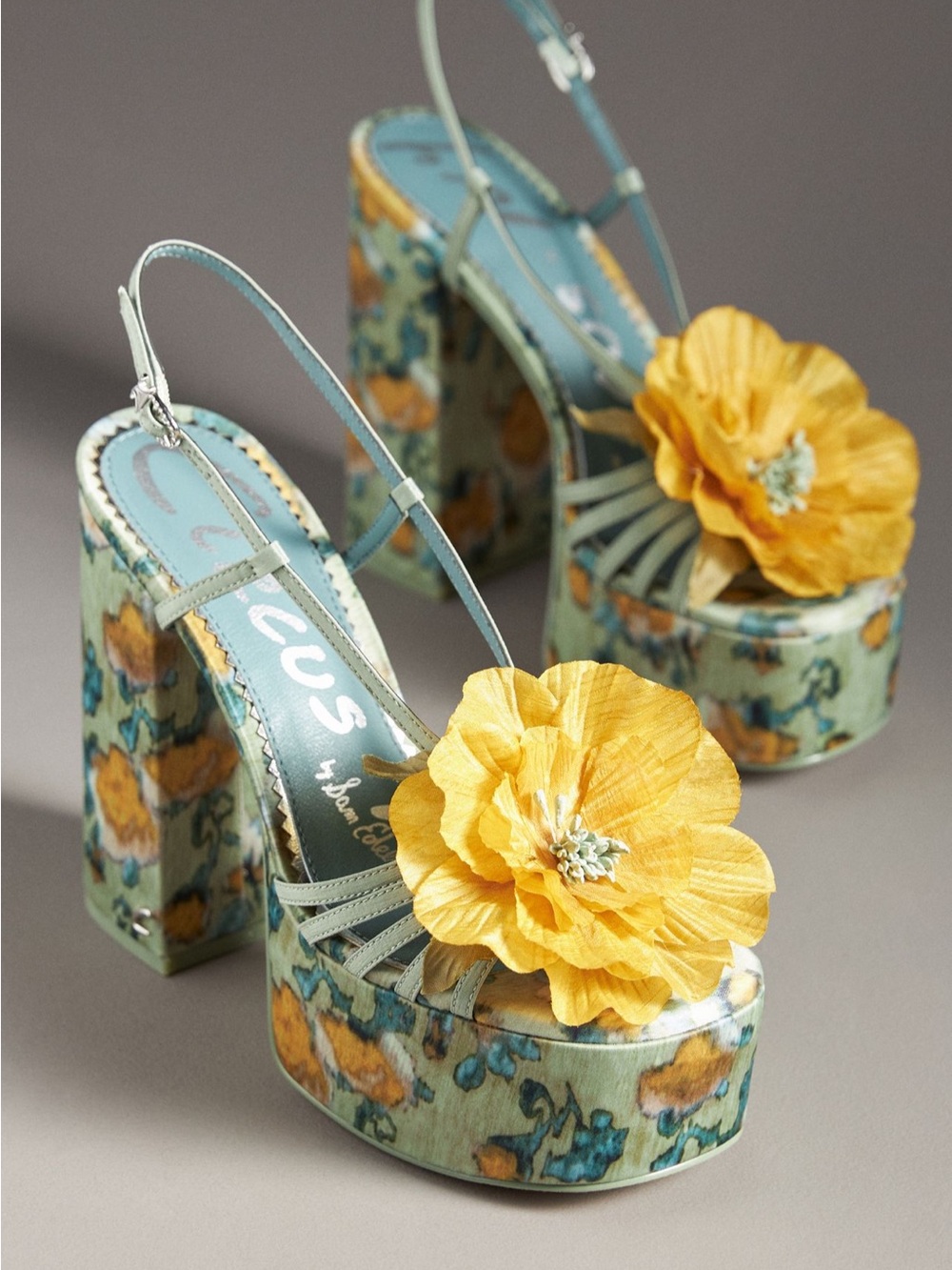 NWT - Size 8.5 - Circus NY by Sam Edelman Siena Flower Block Heels - Picture 2 of 3